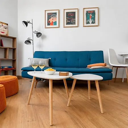 Апартаменты Elegant T3 Renove Gare & Centre De *